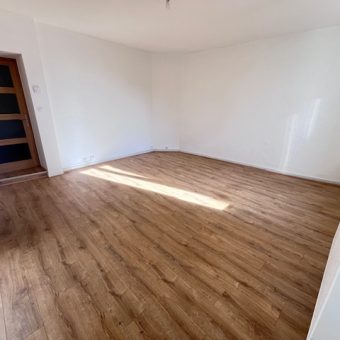 T1 calme avec accès direct au jardin — Quartier Châteauvert