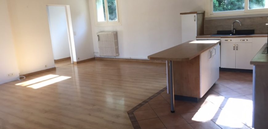 T3 avec balcon et garage – Séjour CLIMATISE