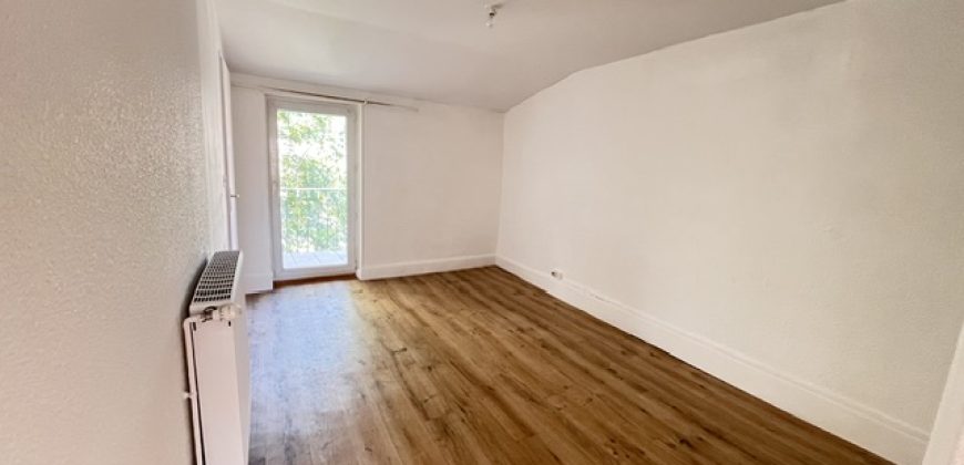 T2 avec balcon – À deux pas du centre-ville